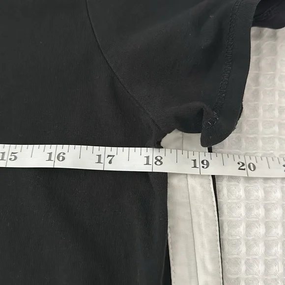 J. Jill Fit Black and White Progress Color Block Tunic Top Size M - Picture 6 of 11